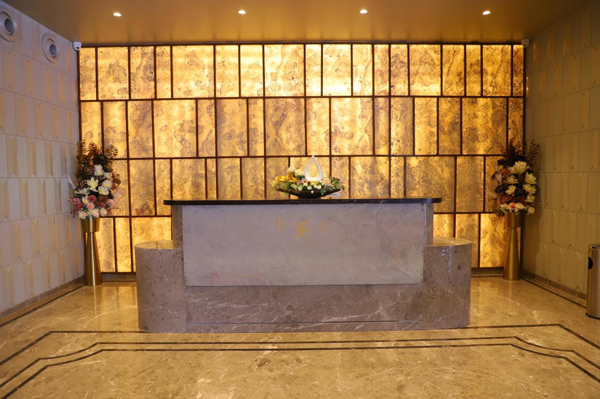 Le Vivanta Virar Bagian luar foto