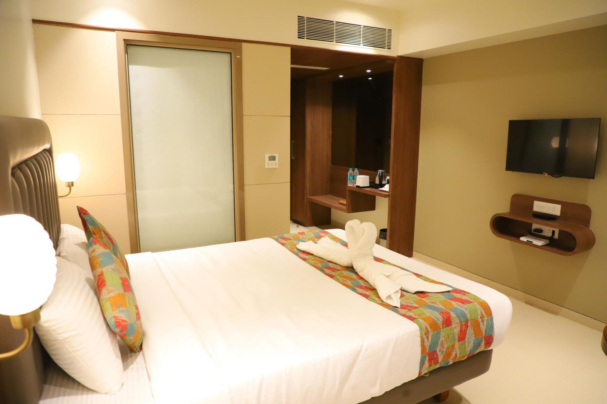 Le Vivanta Virar Bagian luar foto