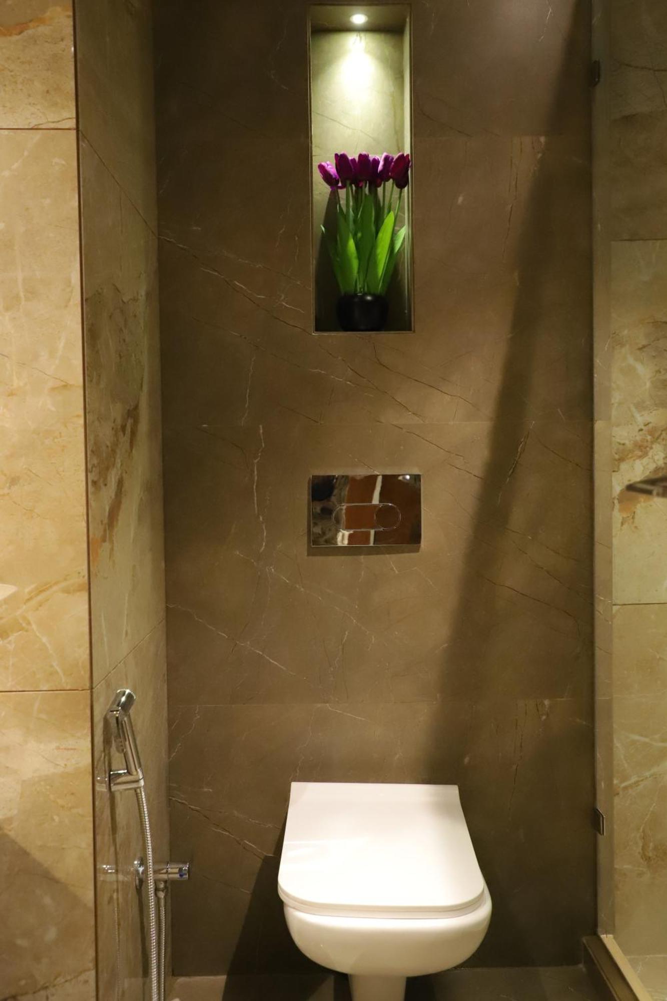 Le Vivanta Virar Bagian luar foto