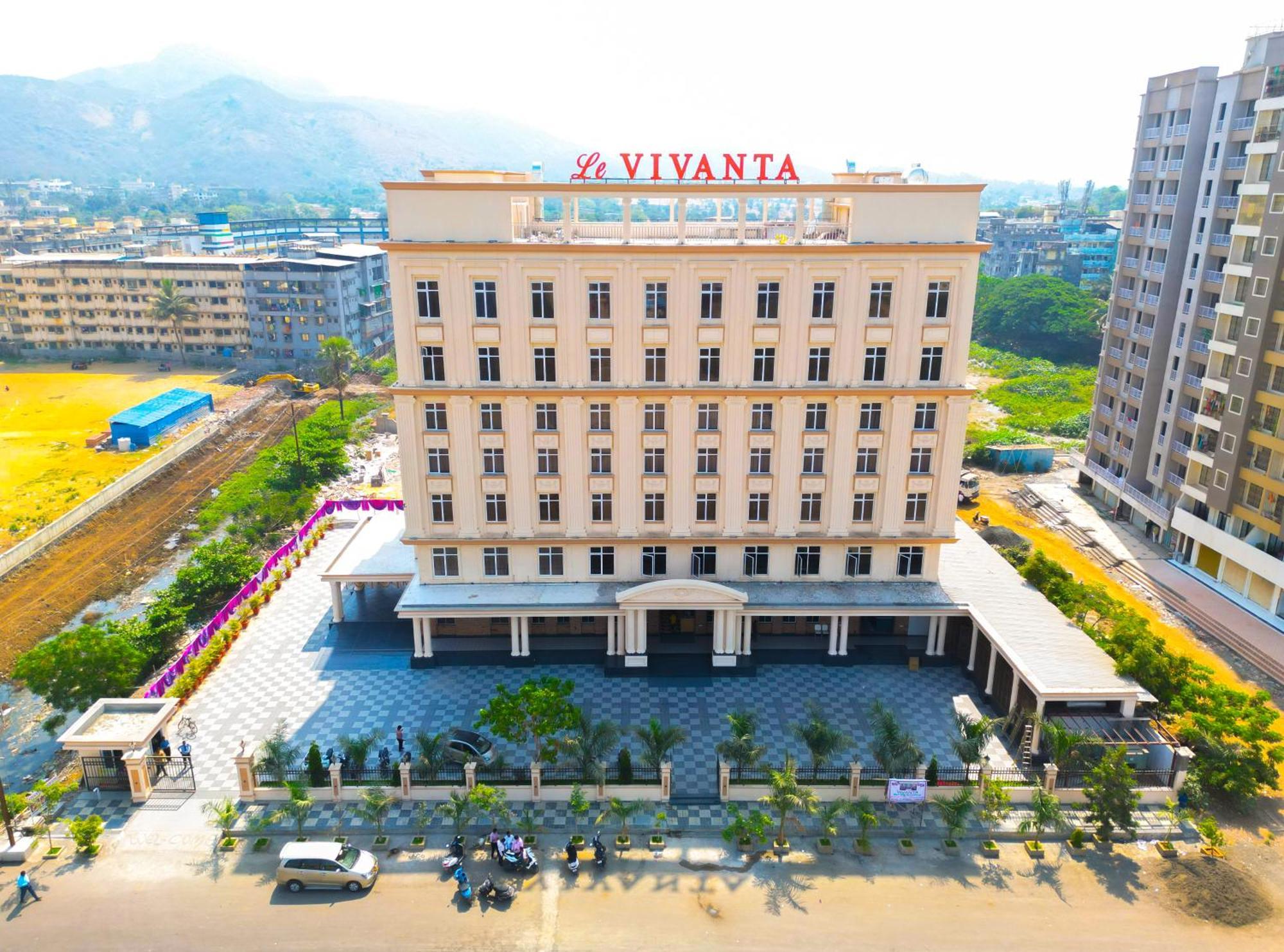 Le Vivanta Virar Bagian luar foto